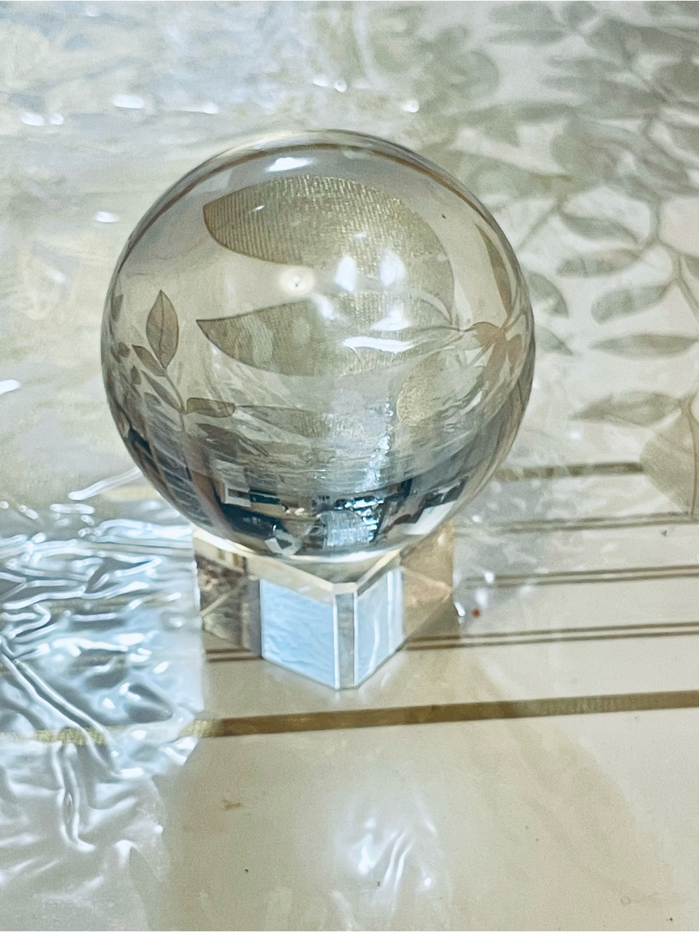 Vintage Etched Crystal Sphere Glass
Ball Paperweight Decorative